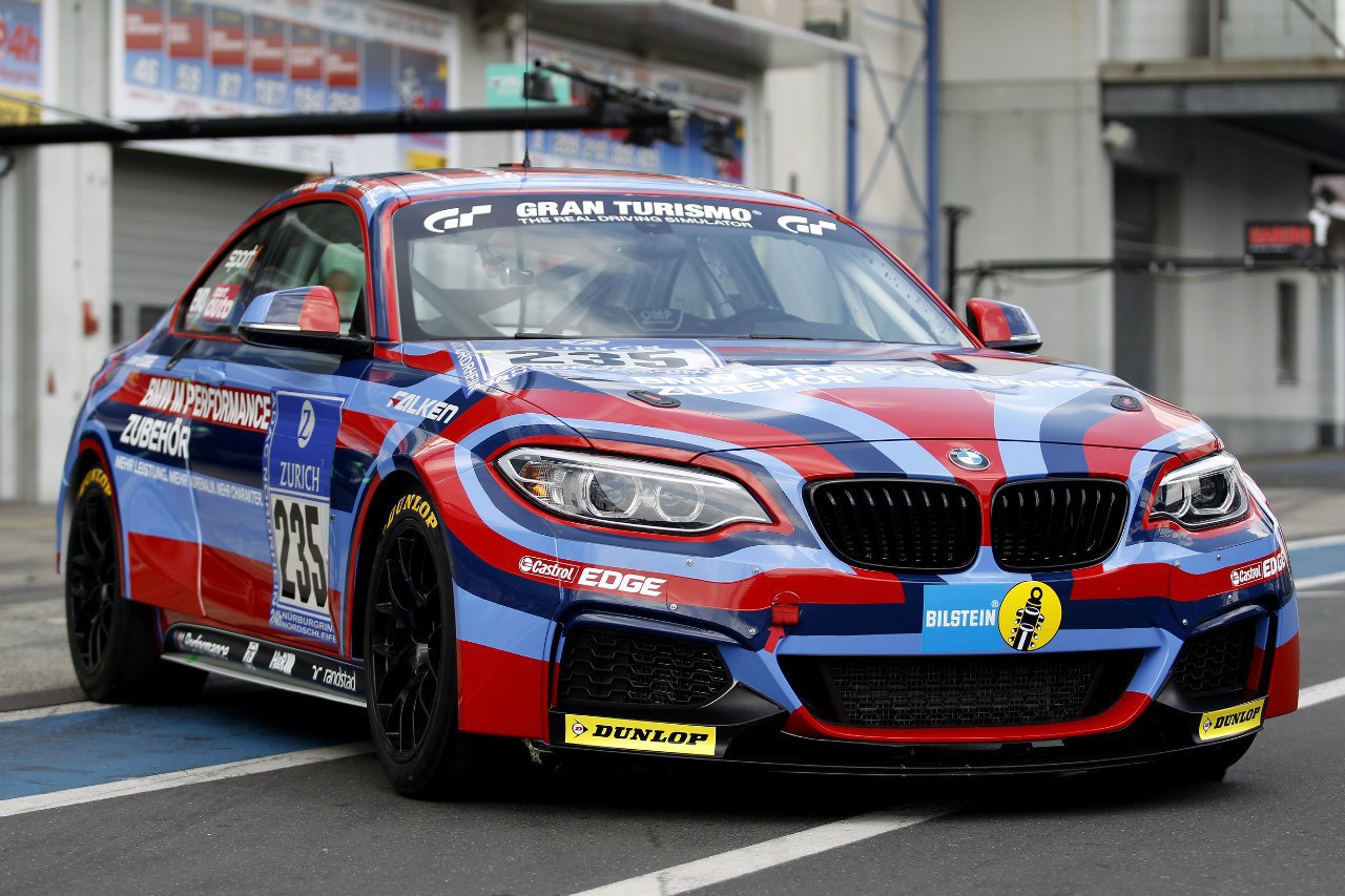 BMW 235i Racing