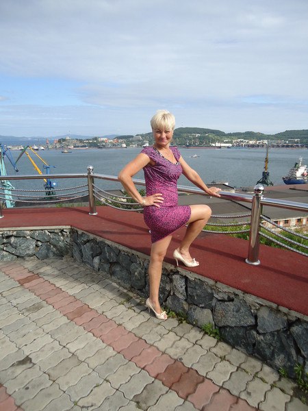 Девушки большой камень. Девушку в большом камне. Танюшка большой камень. Девушки большой камень. Девушки г большой камень.