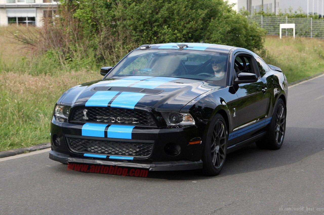 Ford Mustang gt 500 2013