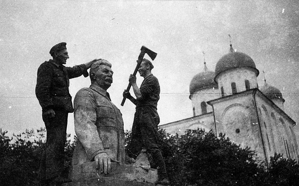 Десталинизация шаурмячной имени Сталина 