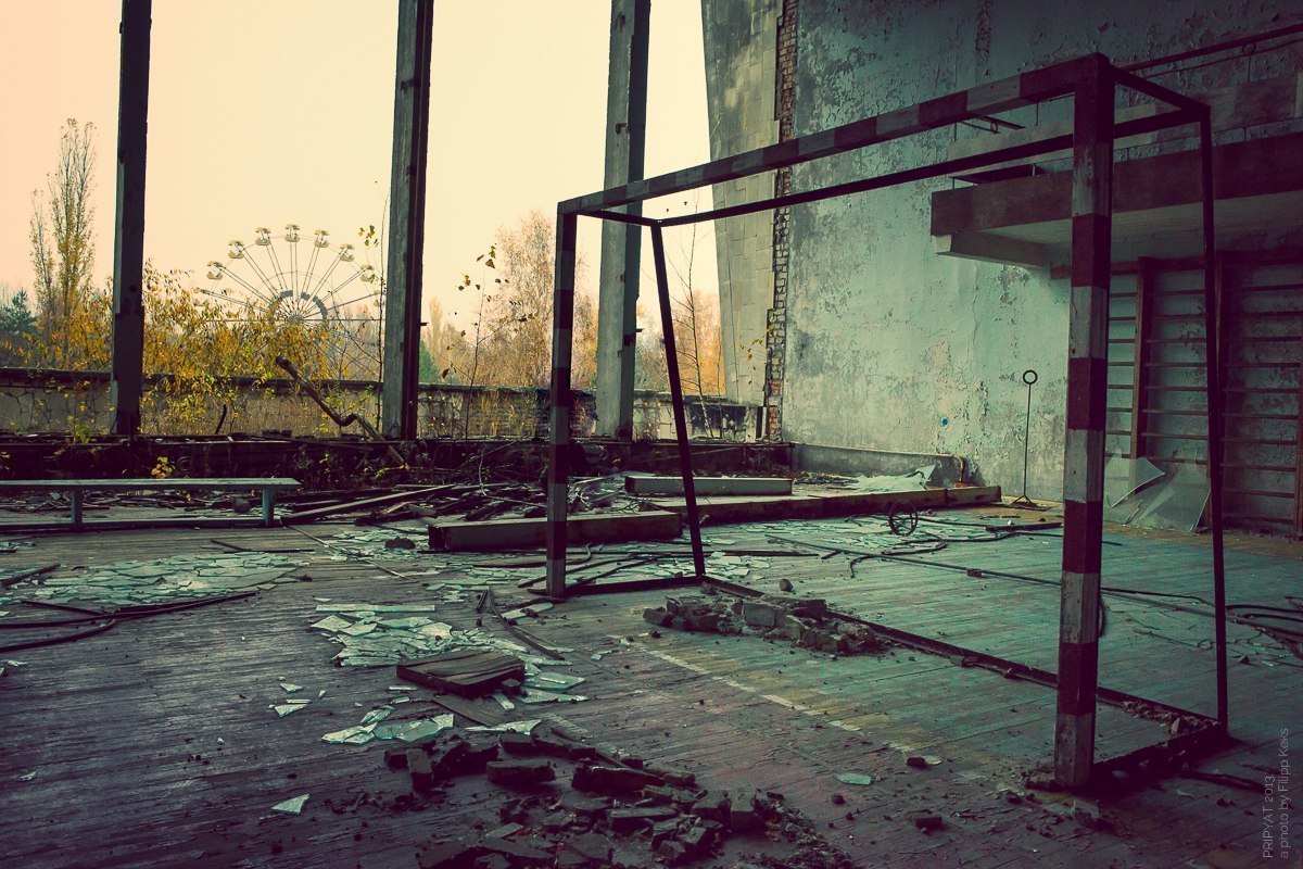Чернобыль перерождение. Припять зона отчуждения. Чернобыль зона отчуждения Припять. Чернобыль зона отчуждения город Припять. Чернобыль зона отчуждения сталкер.