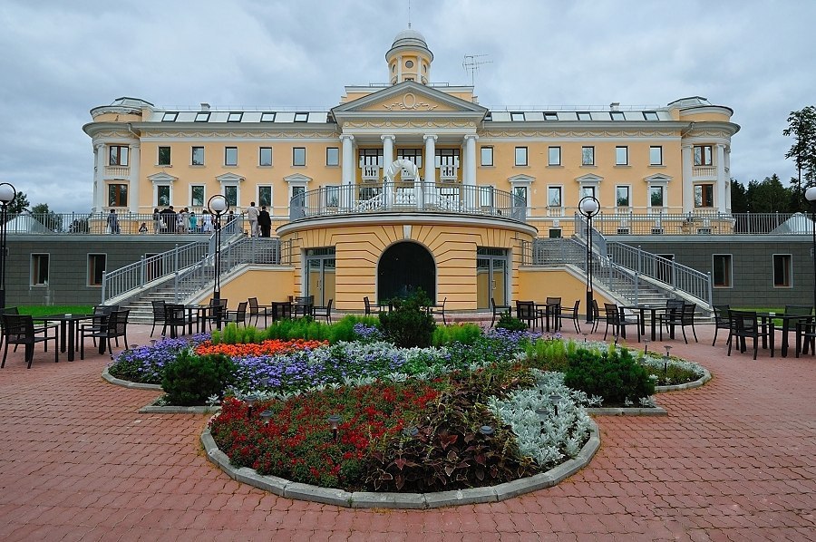 Резиденция спа. Отель Residence Hotel Spa Репино. Вокзальная 1 Репино. Резиденция Репина в Санкт-Петербурге. Резиденция Репино.