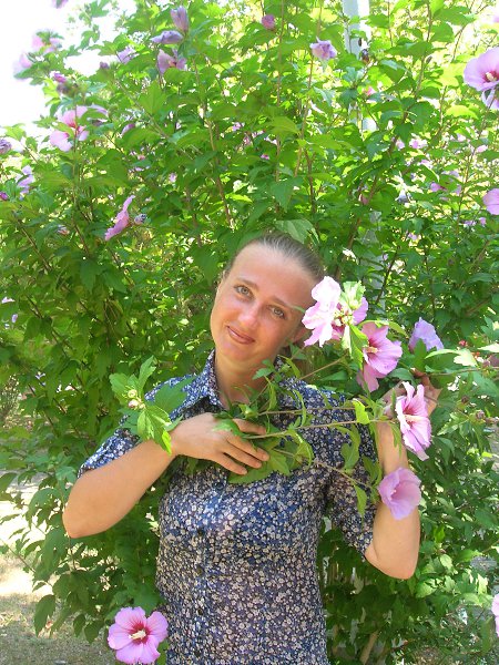 Бесплатные сайты знакомств дзержинск нижегородская. Женщины Дзержинска Нижегородской области. Девушки из Дзержинска. Женщины города Дзержинска. Анютик Видяева Дзержинск.