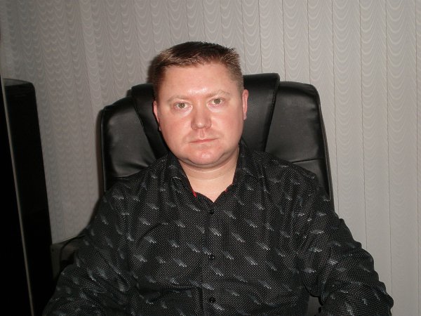 Эхо москвы вологда. Эхо значок. Фотографии мужчин вологды от 40. Лого радиостанции эхо москвы. Echo вологда.