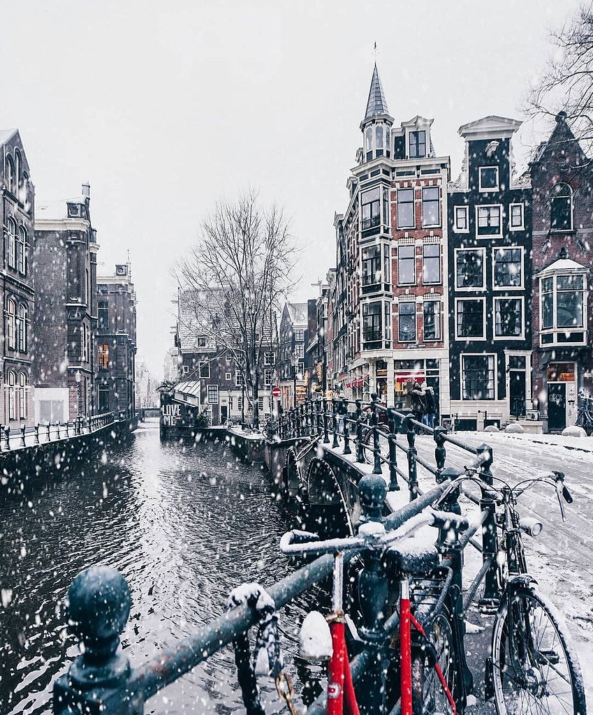 Голландия зима Амстердам