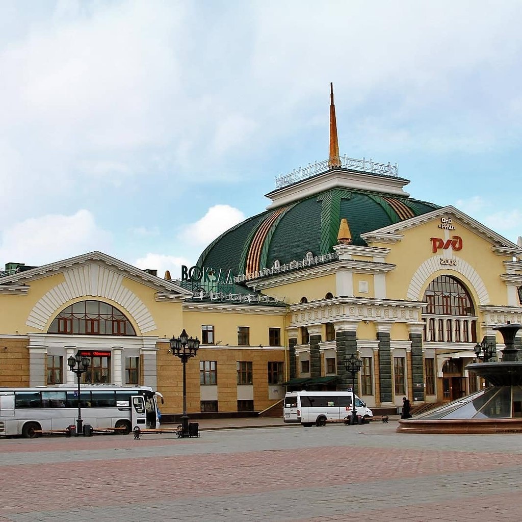 Железнодорожный вокзал в челябинске
