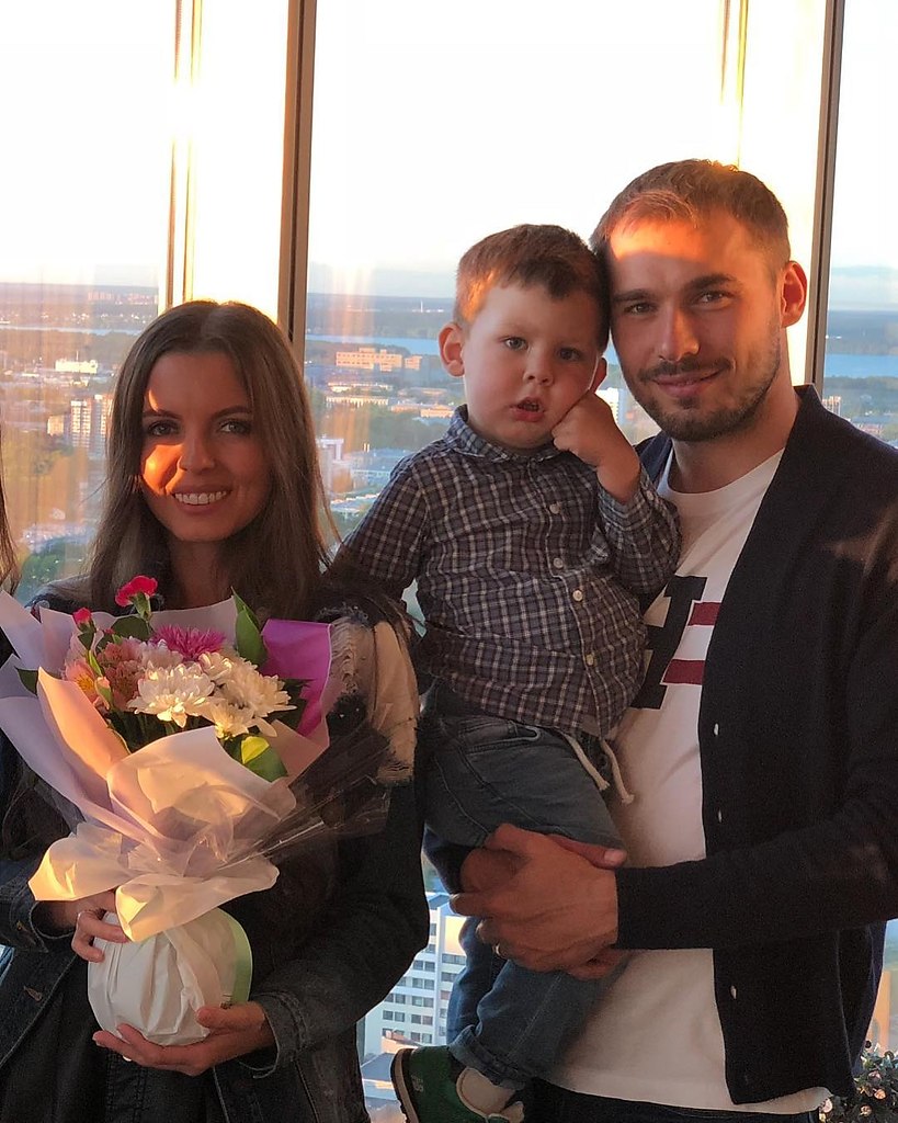 Антон шипулин дети фото семья Луиза Шипулина: "С Днем Семьи любви и верности вам