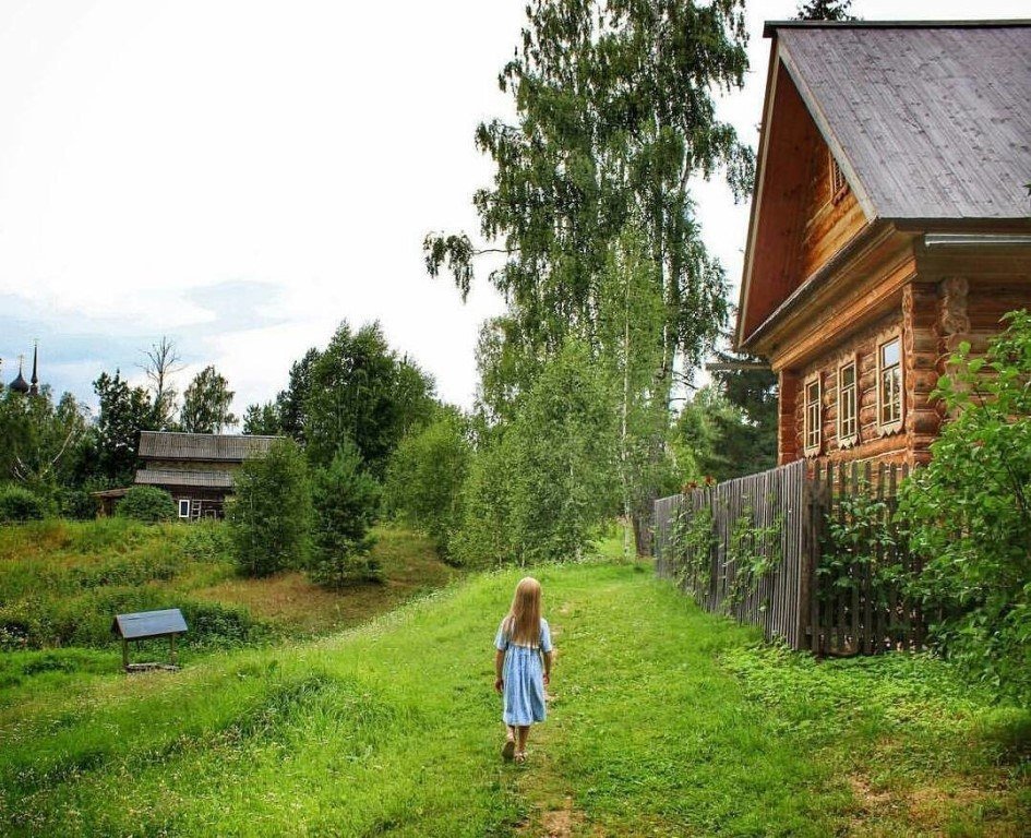 Фото домик в деревне летом