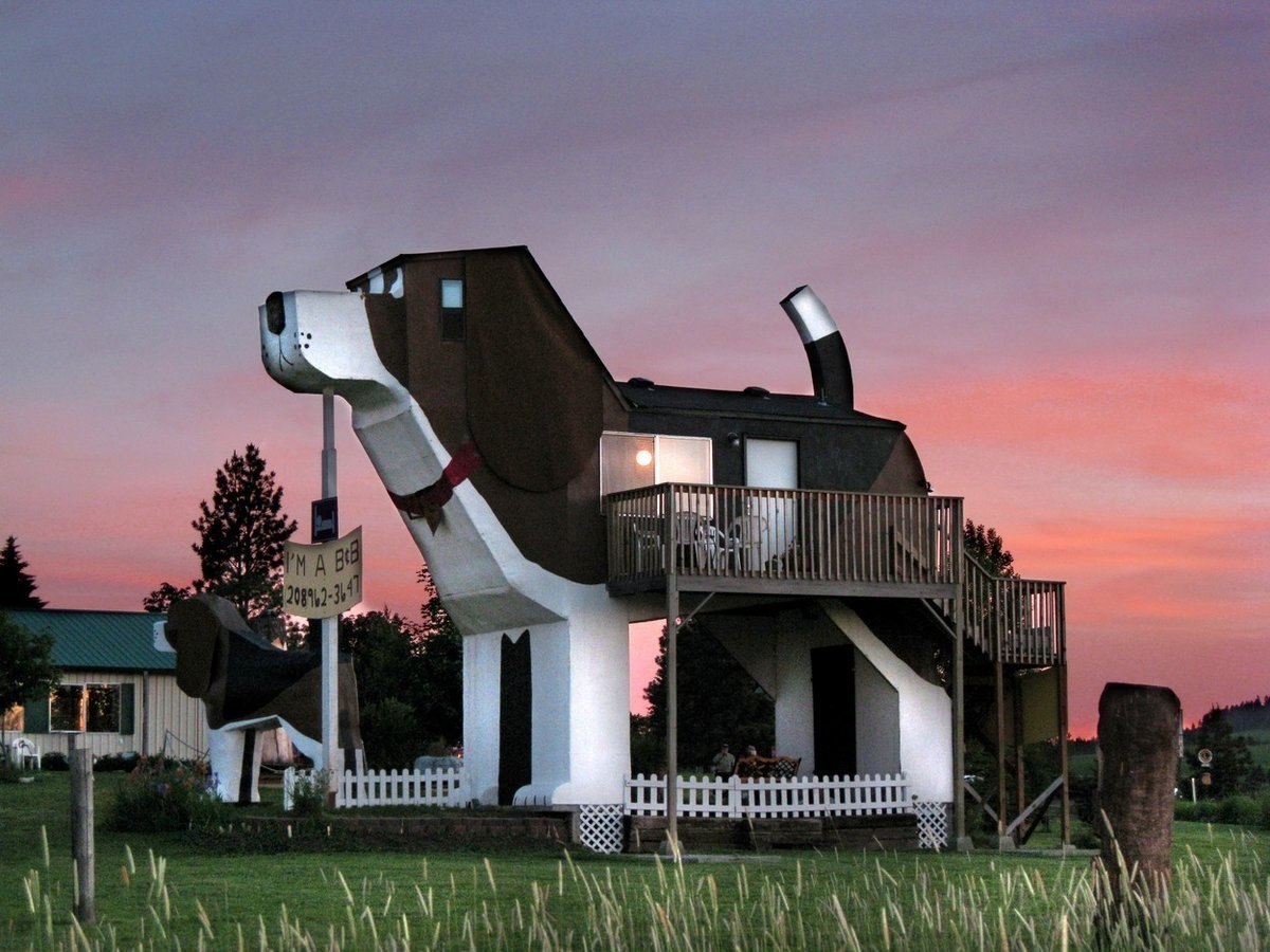 Dog Bark Park Inn США, Айдахо, Коттонвуд