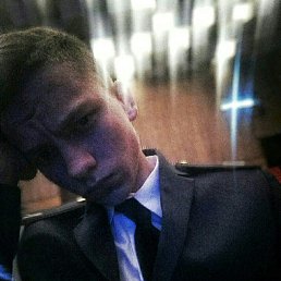 Александр, 21 год, Стаханов