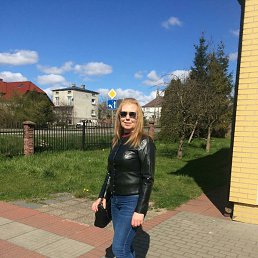 Anna, 48, 