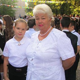 Валентина, 66 лет, Северск