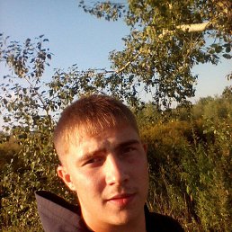 Николай, 26, Павловск