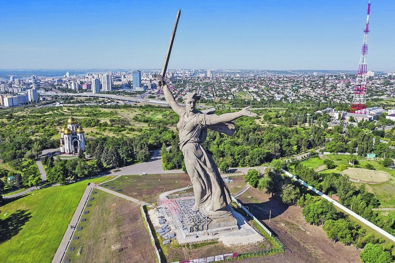 Фото памятника родина мать зовет в волгограде