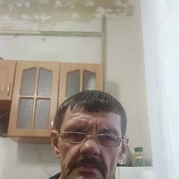 Виктор, 63 года, Новосибирск