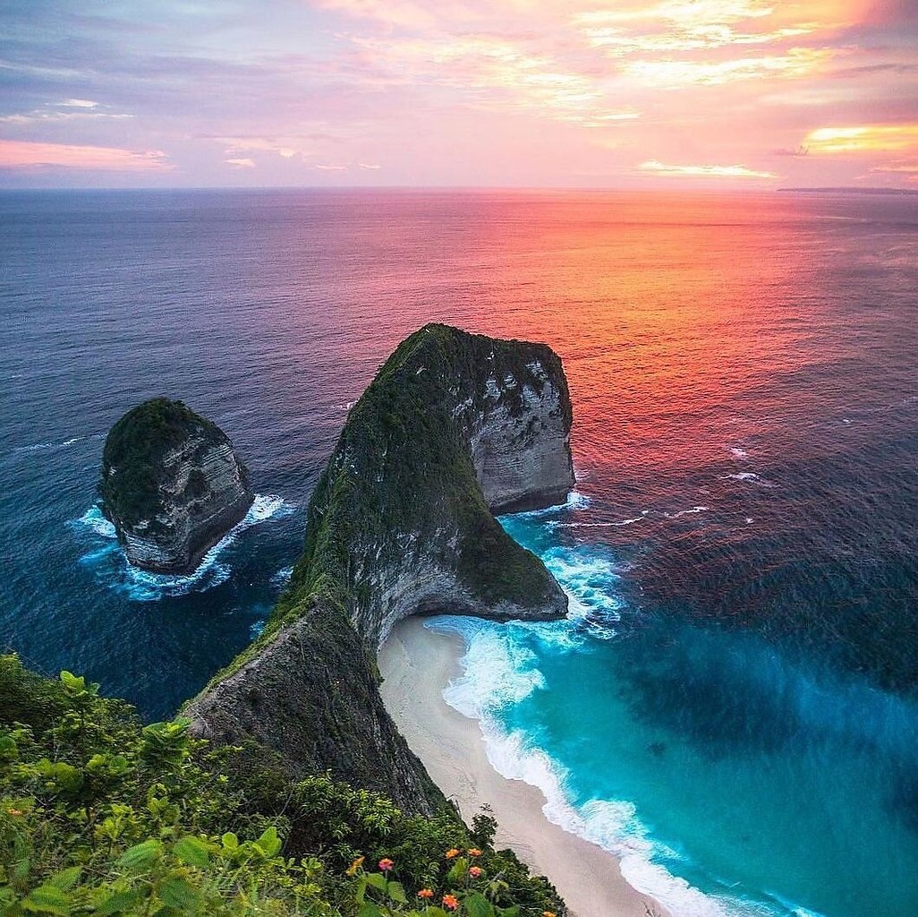 Остров Нуса-Пенида, Индонезия
