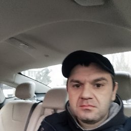 vitalik, 35 , 