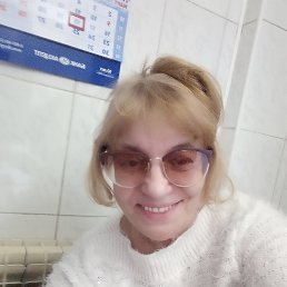 Ксения, 30, Новосибирск