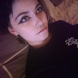 Neko, 21, 
