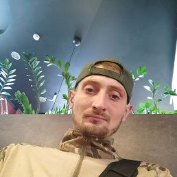 Дмитрий, 30, Луганск