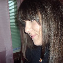 VIKA, 39, 