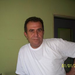 Huseyin, 60, 