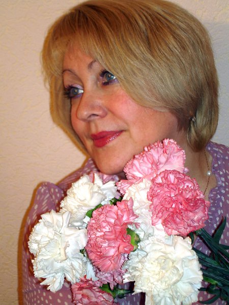  :  - mila Horoshaia, 65 , 
