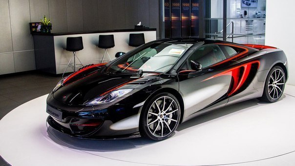 Mclaren MP4-12C Singapore Edition