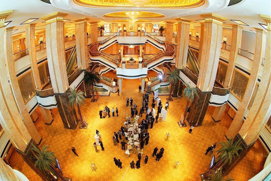      Emirates Palace  - ()       ... - 3