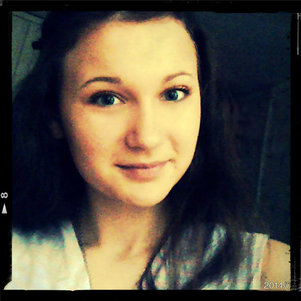 Kristina - 21  2014  04:11
