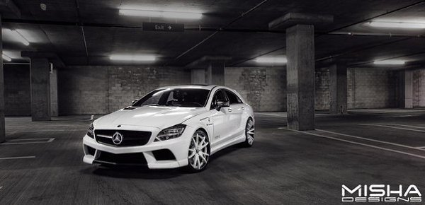 Mercedes-Benz CLS 63 AMG - 2
