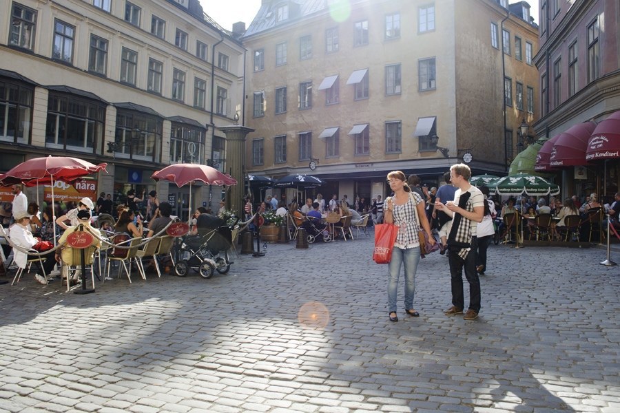 .  .     (  Gamla stan)      ... - 7