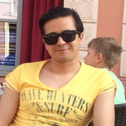 Eduard, , 44 