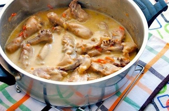 Курочка в молочно-сметанном соусе. И вроде бы, кажется, что ничего особенного - курица в ... - 6
