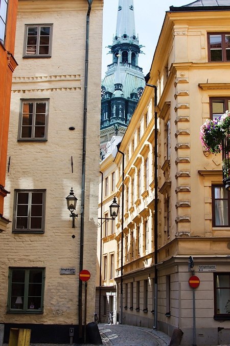 .  .     (  Gamla stan)      ... - 4