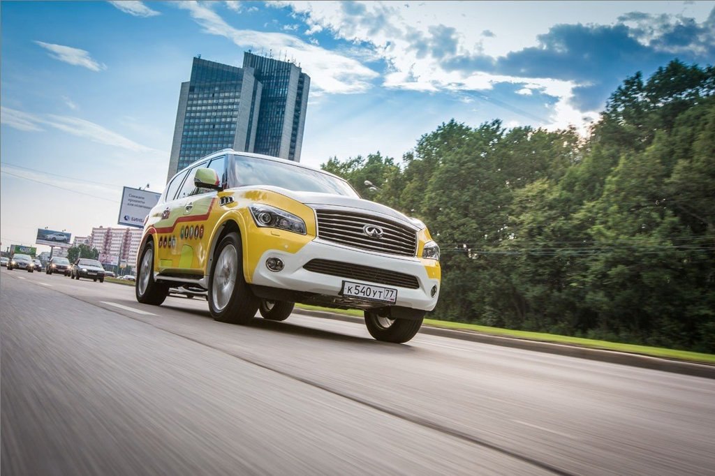- Infiniti QX56 
