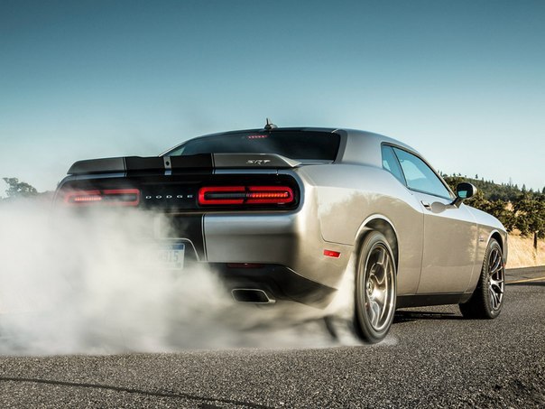 Dodge Challenger SRT 392. 6.4L V8 HEMI : 492 ..  : 644  :  ... - 5