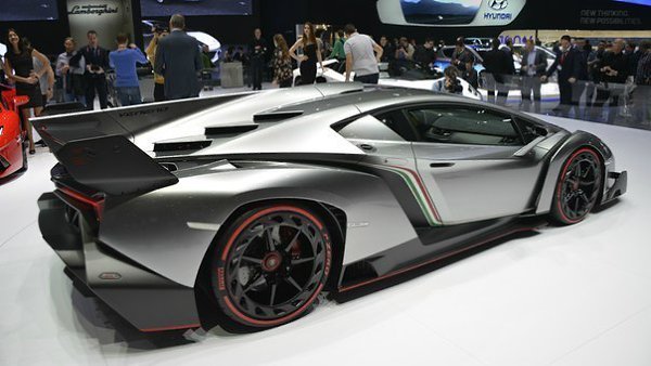 Automobili Lamborghini Holding S.p.A. - 6