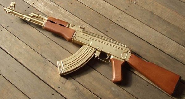 - убивает, увы, человек. (с) М. Калашников.