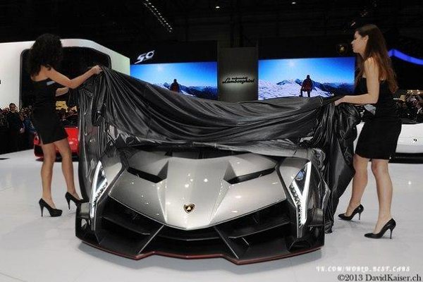 Lamborghini Veneno. V12   6,5  750 ..   2,8 ...