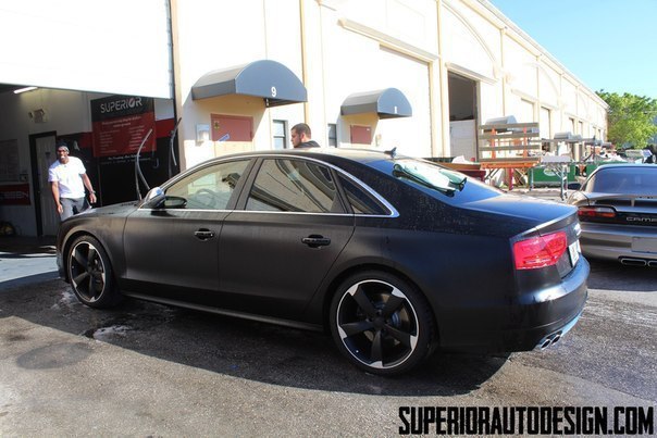 Audi S8 - 4