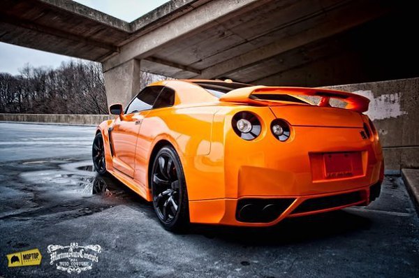 Orange Nissan GT-R - 5