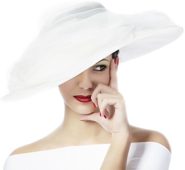 Ну и что, что НЕ ТАКАЯ! НЕ ХОЧУ такой, как все!!! То, как ангел я порхаю... То... летаю на метле... ...