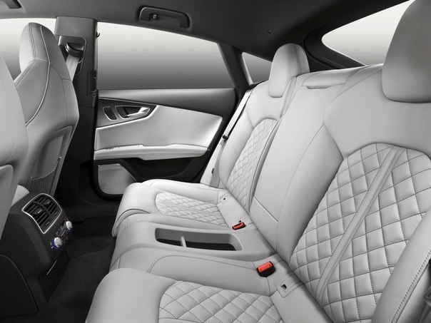Audi S7.   E 3997000 ./123 000 $  * 4.0 TFSI Quattro ... - 9