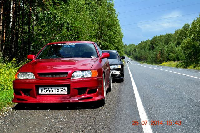  CHASER vs CHASER JZX100 TOURER V - 4