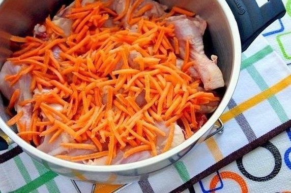 Курочка в молочно-сметанном соусе. И вроде бы, кажется, что ничего особенного - курица в ... - 2