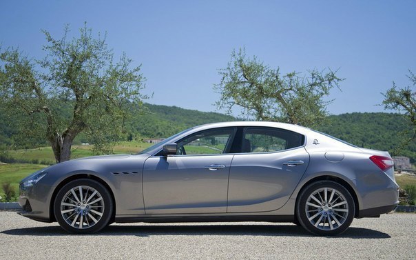 2014 Maserati Ghibli