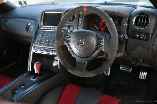 Nismo Track Package Nissan GT-R. : V6 3.8 : 600 ..  : 652  ... - 5