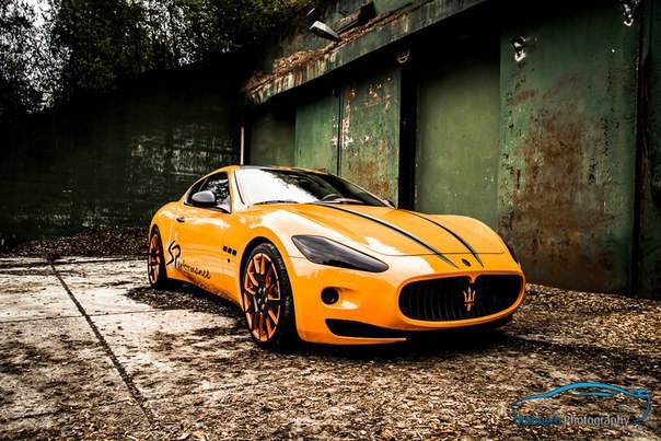 Orange Maserati GranTurismo 4.2 l SPerformance. - 6