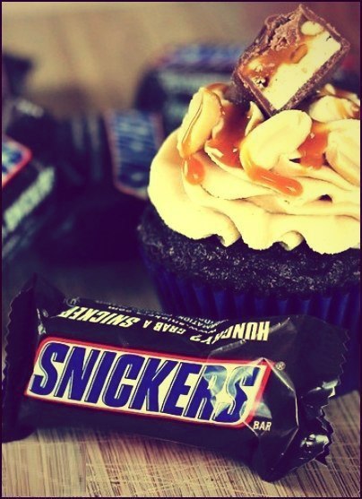 ... Snickers - 3